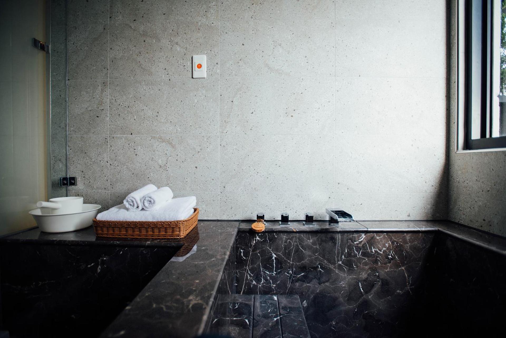 ออนเซนซ์ วิลลา Apartment เจียวซี ภายนอก รูปภาพ